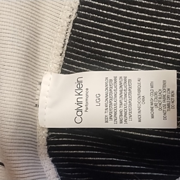 Calvin Klein Performance Cream Ribbed Shorts - Picture 5 of 5